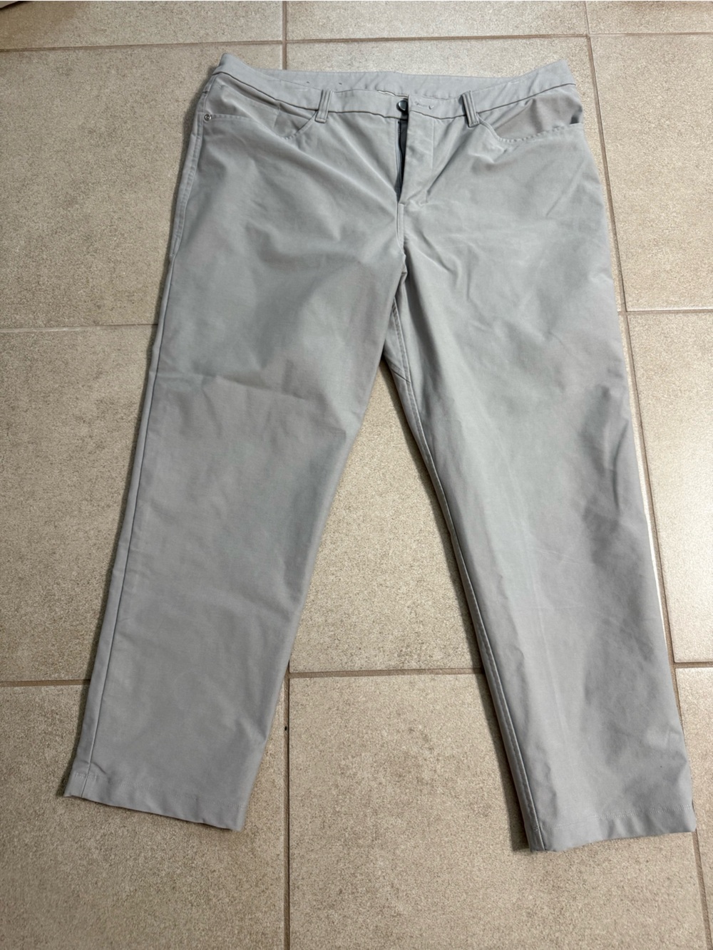 lululemon athletica Men's Light Gray Chino Pants 36/30